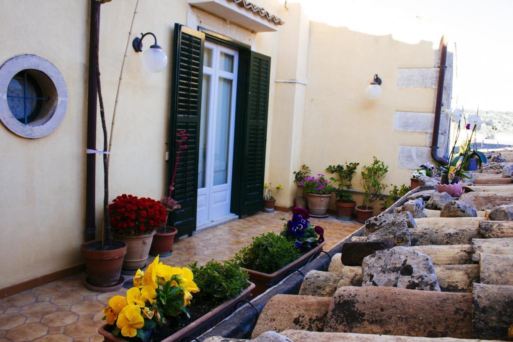 Risveglio Ibleo Bed & Breakfast Ragusa Exterior foto
